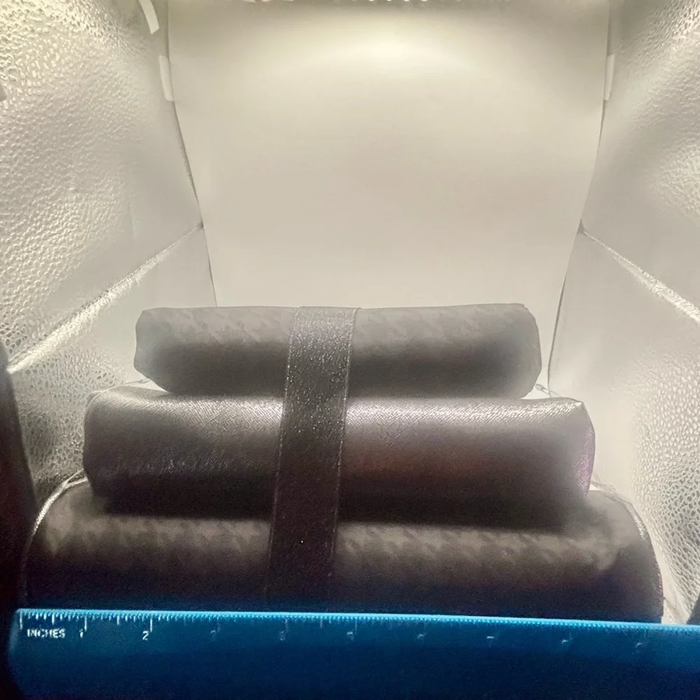 Nicole Miller Cosmetic Bag Set NWT - Picture 5 of 7